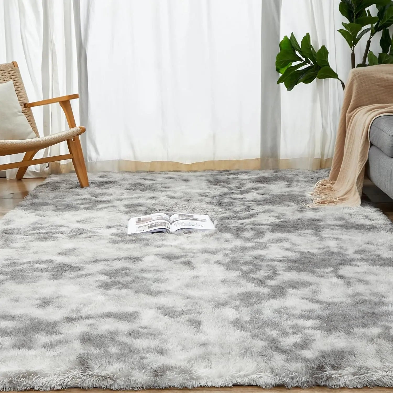 Modern Long Shag Rug, Fluffy Area Rug, Polyester Fiber Rectangular Carpet for Living Room & Bedroom, Home Use, Multiple Sizes Available #GLOBAL PICKS